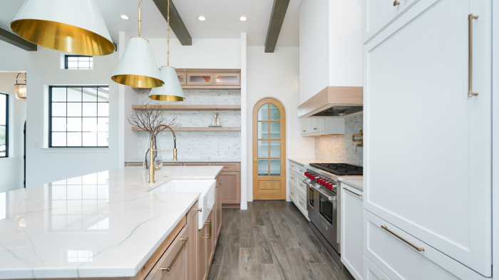 San Antonio custom home gourmet kitchen design